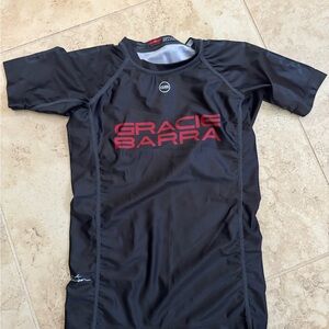 Gracie Barra Rashguard size YM
